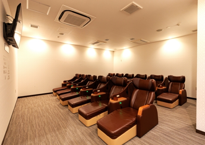 1Fリクライニングルーム